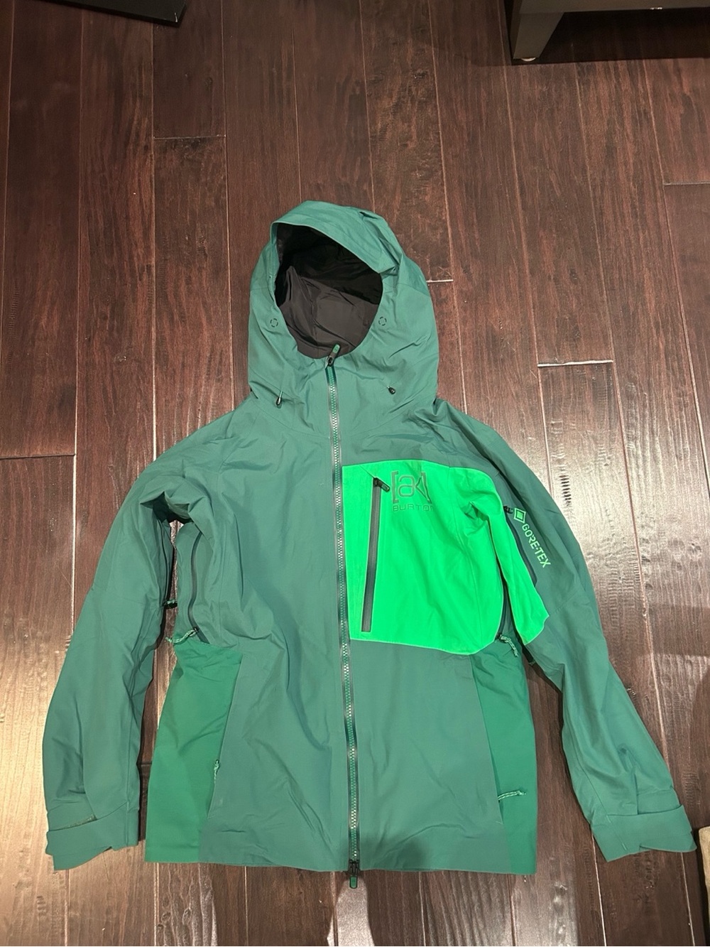 Burton [ak] GORE-TEX Cyclic Jacket – Men’s, Green, Size M